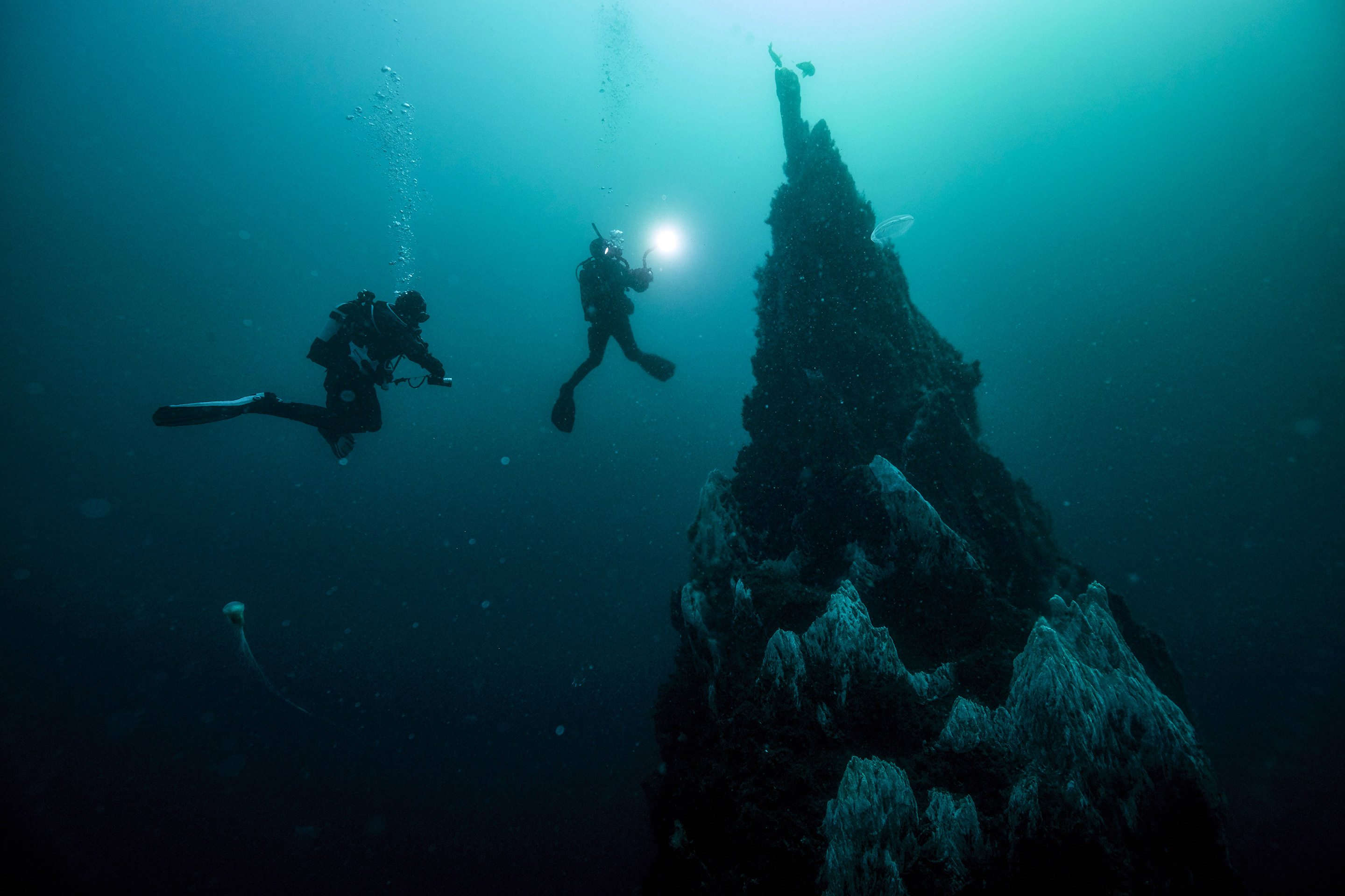 Deep diver
